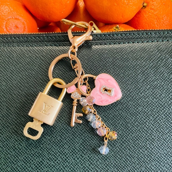 Louis Vuitton Accessories - Louis Vuitton✅AUTHENTIC PADLOCK+KEY 
 FREE GENERIC KEYCHAIN